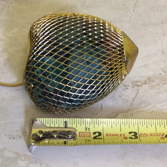 Gold mesh potpourri Christmas ornament - Picture 5 of 6